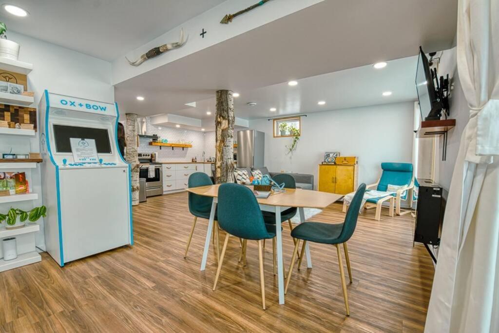 The Ox + Bow Apartamento Portage la Prairie Exterior foto